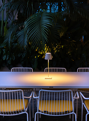Détail mobilier de terrasse