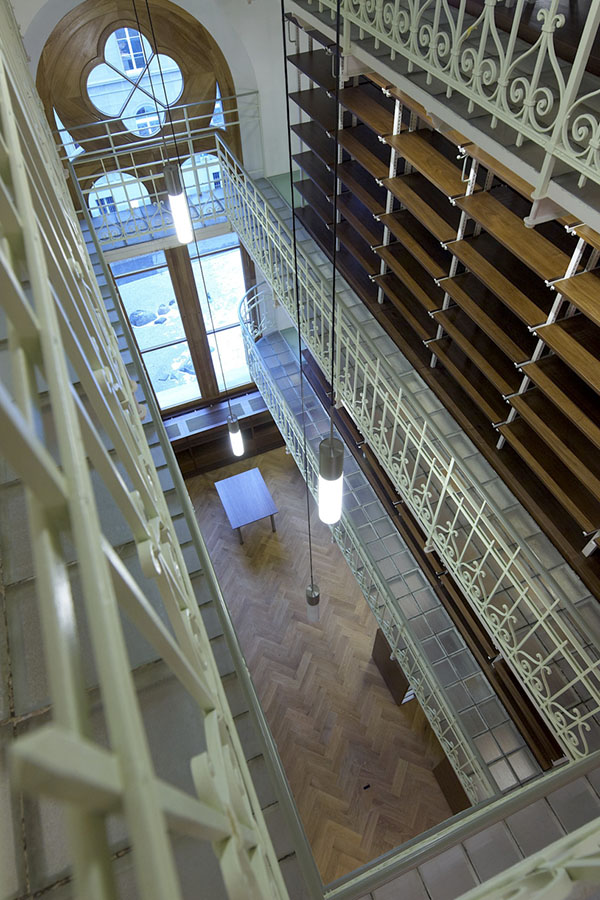Erneuerung 2010, Parlamentsbibliothek